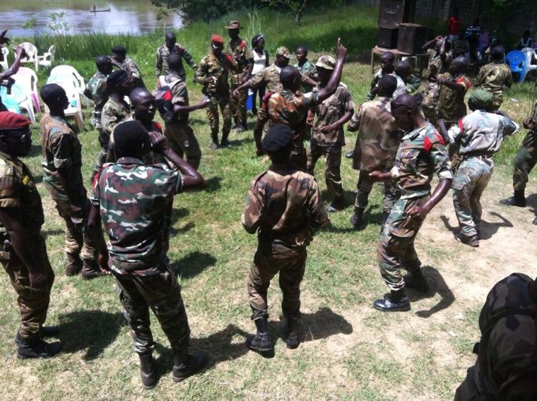 RCA : La fête chez les Anti-Balaka après l'assemblée générale et un pas vers la paix. © Diaspora Media