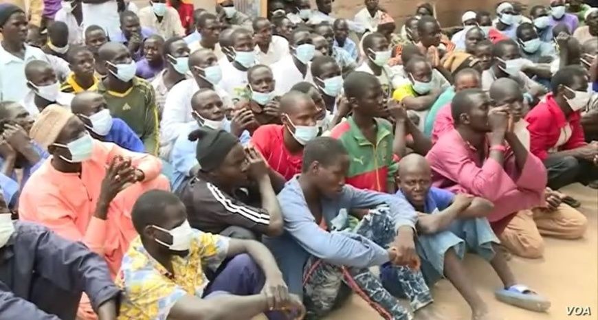 40 des 57 hommes qui se sont rendus l’année dernière étaient d'anciens combattants de Boko Haram, à Meri, au Cameroun, juille