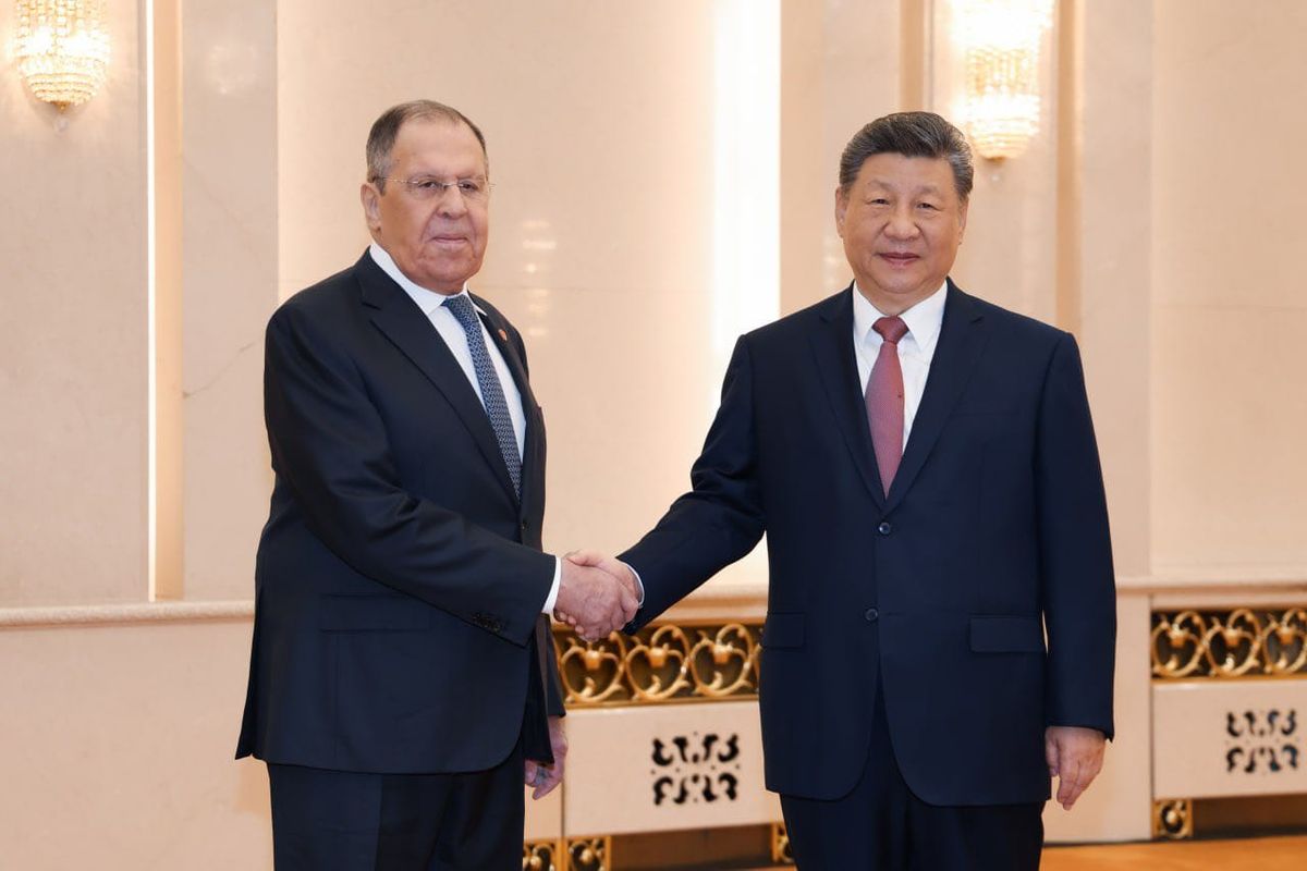 Xi Jinping et Lavrov : renforcement des alliances sino-russes