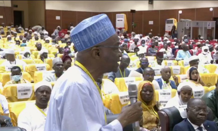 Tchad : les hommes politiques ont "peur" de parler des relations avec la France, estime Kebzabo