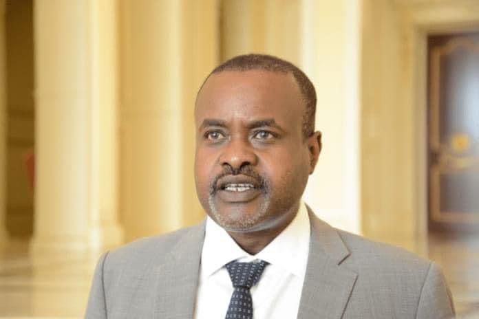 Pr. Choua Ouchemi intègre l’Académie nationale de chirurgie en France