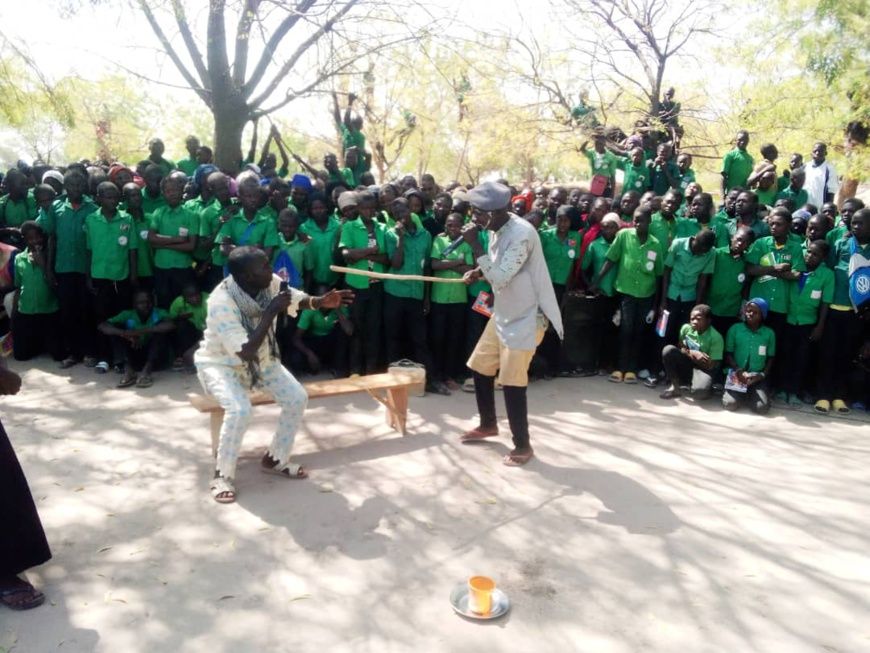 Tchad : le théâtre pour encourager la scolarisation des filles à Kelo