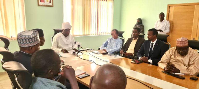 Transport aérien coûteux, inconfortable : le ministre tchadien de l’aviation civile menace