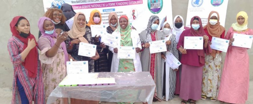 UNA-CHAD forme des jeunes femmes à la fabrication de savon pour favoriser l'autonomisation financière