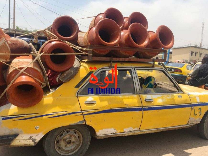 Tchad : jarre en terre cuite, la solution traditionnelle pour se rafraîchir au 21e siècle