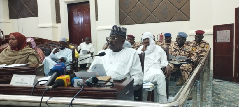Tchad : la création d'un hôpital et d'une pharmacie des armées en discussion au CNT