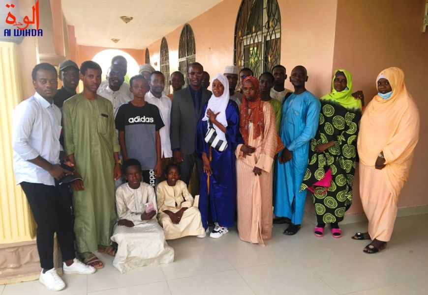 Lutte contre la violence en milieu scolaire au Tchad : sensibilisation des élèves du 8e arrondissement