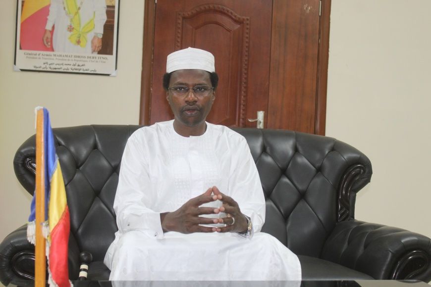 Tchad : le gouverneur du Kanem consulte les leaders des associations de jeunes de Mao