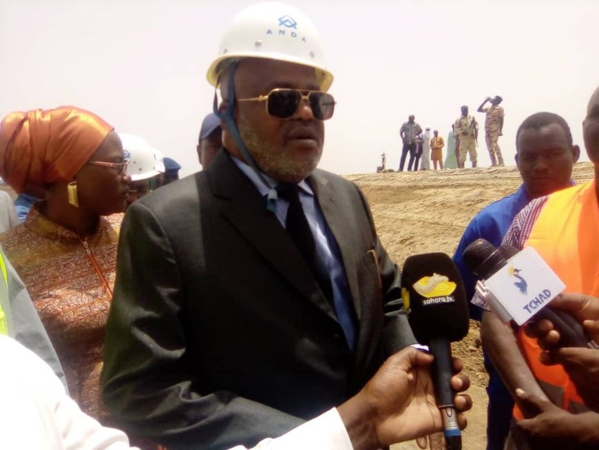 Tchad : le ministre de l'Aménagement supervise la construction des digues à N'Djamena