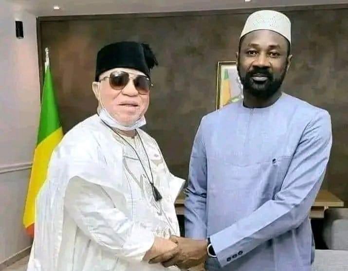 Mali : l’artiste Salif Keïta est nommé conseiller spécial à la Présidence