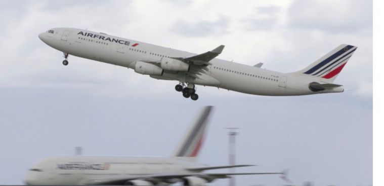 Un avion Air France menacé