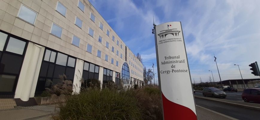 Un refus de délivrance d’un certificat de résidence de dix ans, « ascendant à charge », annulé par le juge administratif