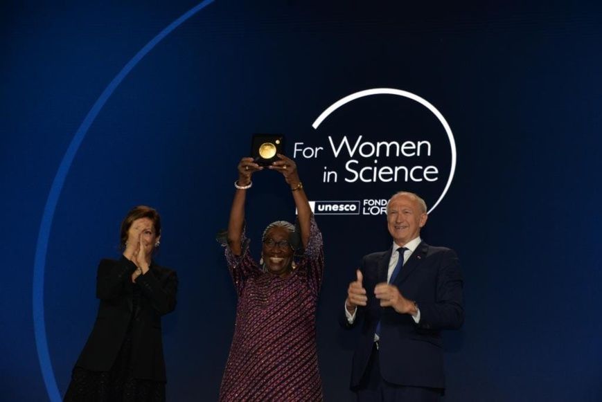 Prix UNESCO-L’Oréal 2024 : la Camerounaise Rose Leke à l'honneur