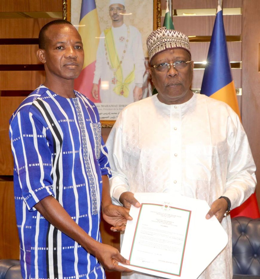 Tchad : Le nouvel ambassadeur burkinabè a présenté les copies figurées de ses Lettres de Créance au chef de la diplomatie tchadienne