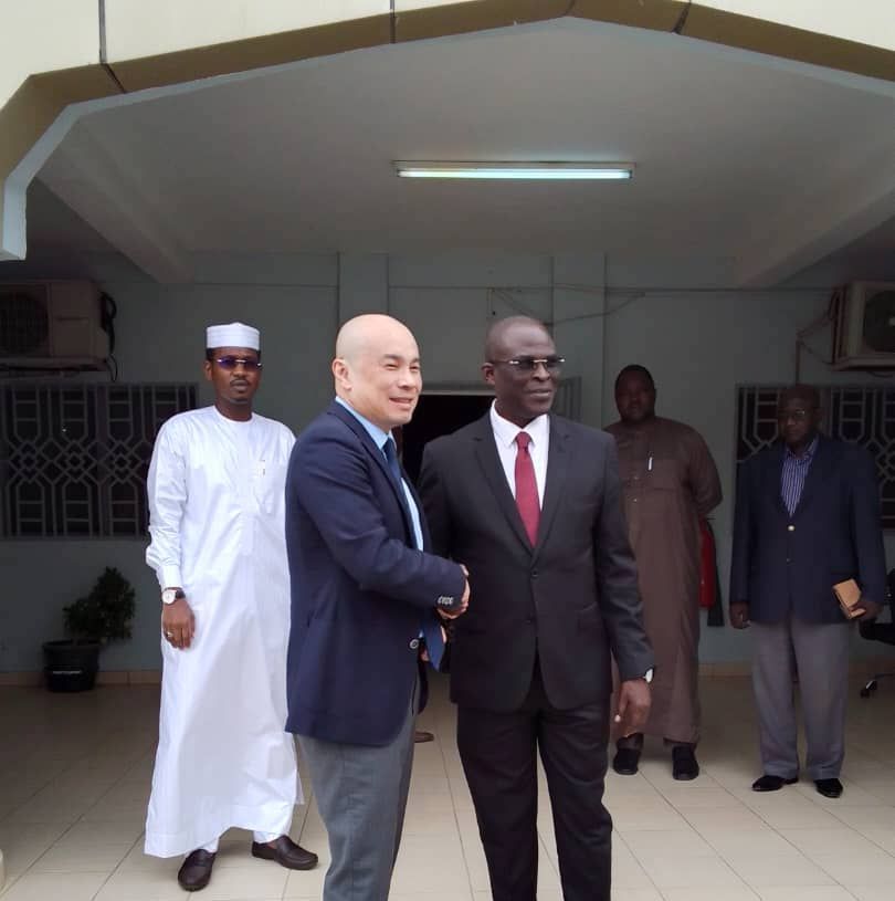 Tchad : le ministre des Communications, de l'Économie numérique et de la Digitalisation reçoit l'ambassadeur de Chine