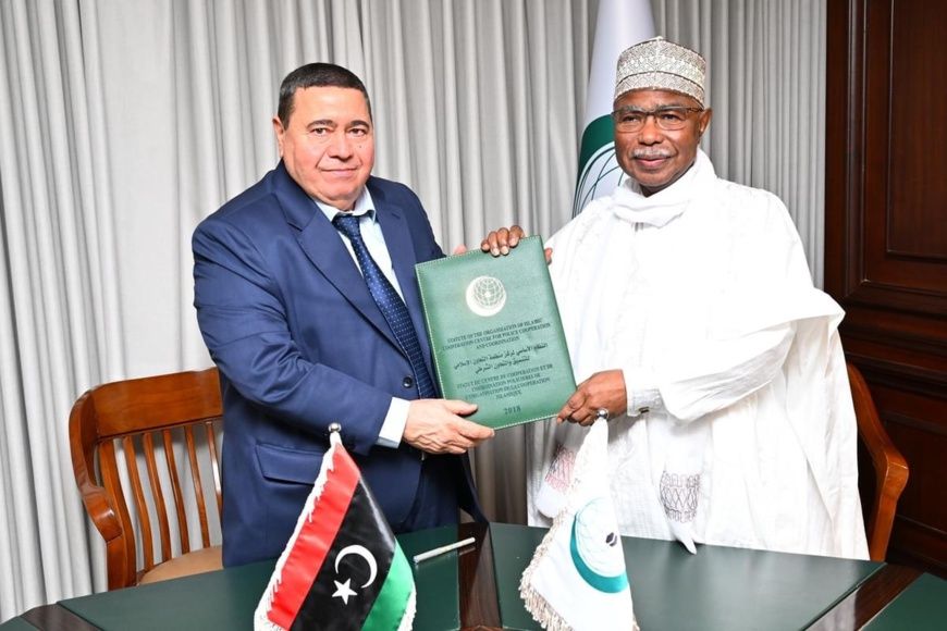 Hissein Taha reçoit le représentant permanent de l'État de Libye auprès de l'OCI