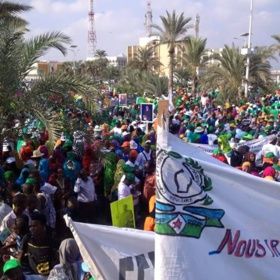 Pauvres mesdames, messieurs et jeunes qui ont manifesté le 1 novembre 2015