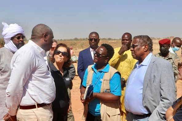 Tchad : Le ministre britannique aux Affaires Étrangères évalue l'ampleur de la crise humanitaire en cours à Adré