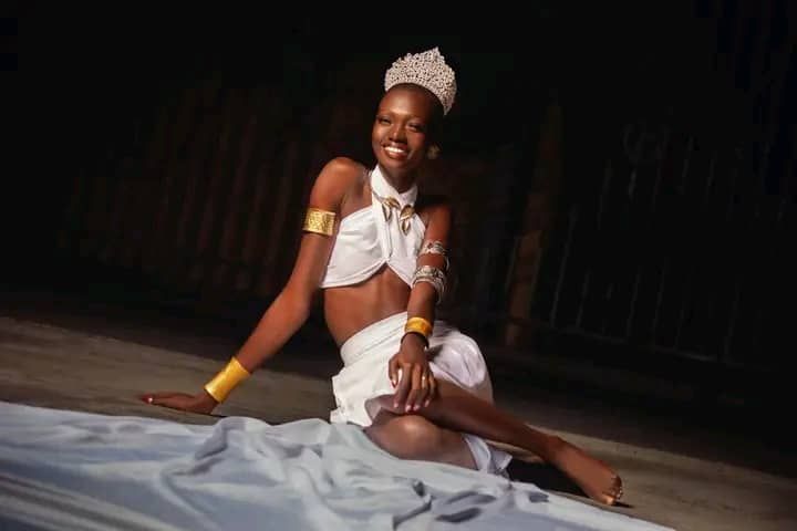 Tchad : Dillah Accelle, la nouvelle étoile montante du mannequinat tchadien