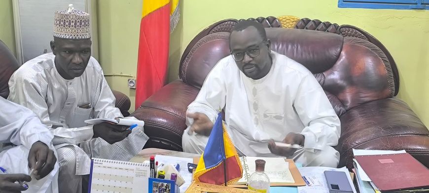 Tchad : à Abéché, le maire de la ville rencontre la plateforme de la société civile du Ouaddaï