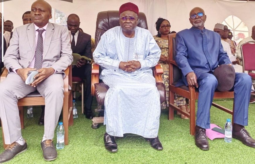 Cameroun : du matériel de production de miel remis aux apiculteurs locaux