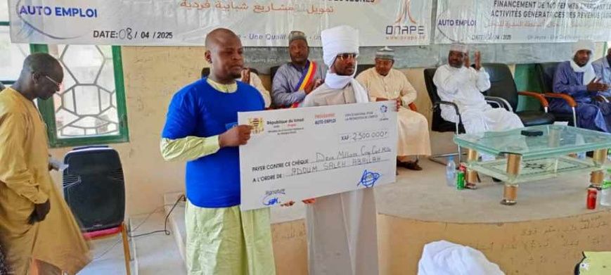 Tchad : cérémonie de remise des chèques aux stagiaires du programme PADE à Mongo