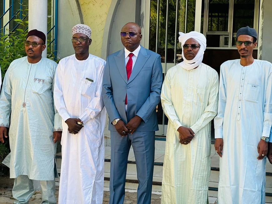 Tchad : Cérémonie de Levée de Couleurs au Ministère de l'Eau et de l'Énergie