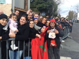 Un Roi à l'écoute de ses citoyens expatriés en France