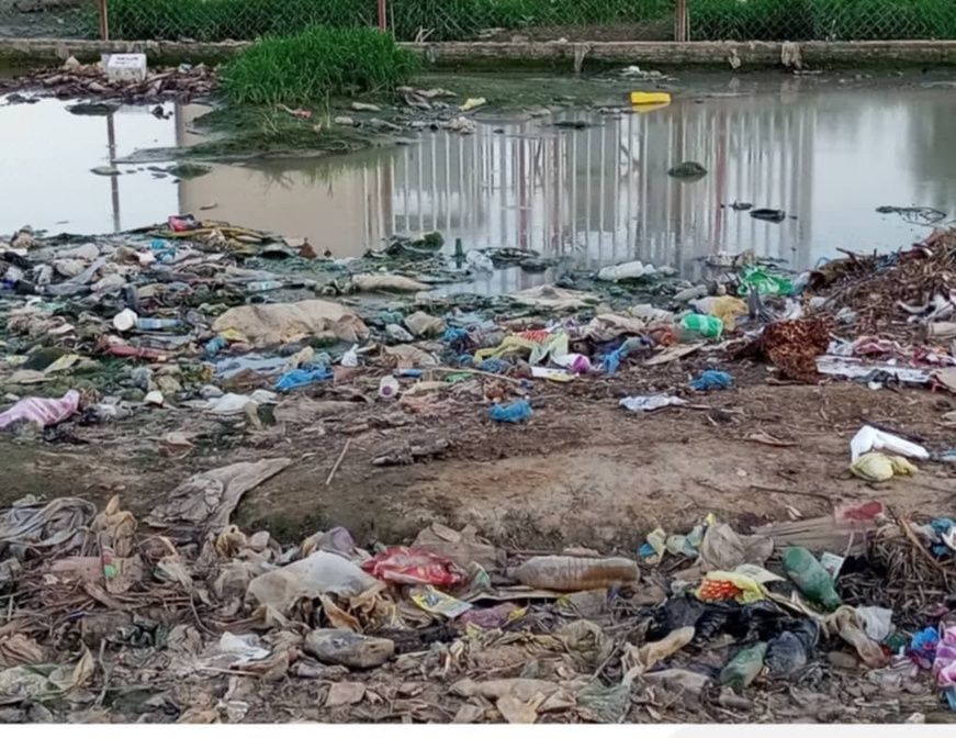Tchad : à Ndjamena, l’eau de pluie stagnante est un danger silencieux pour les habitants