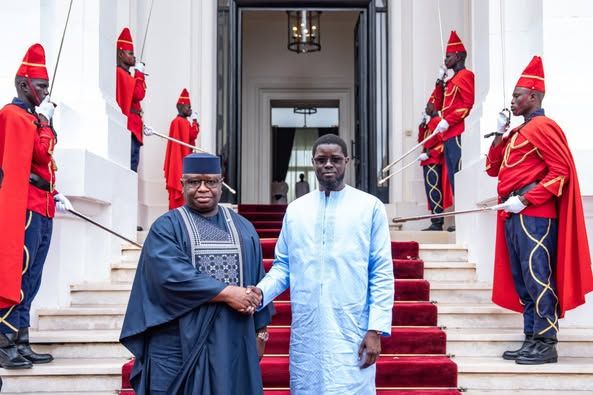 Sénégal : Le Président de la République accueille le Président de la Sierra Leone pour une visite de travail