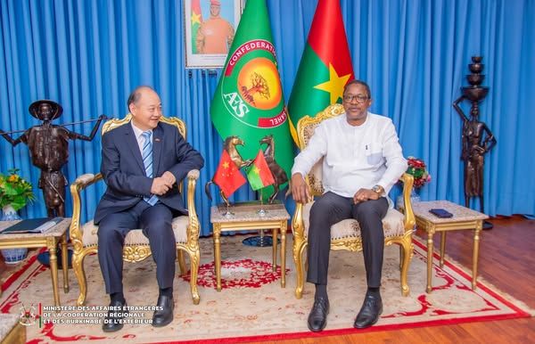Burkina Faso : l'ambassadeur de Chine présente l’Initiative pour la gouvernance mondiale