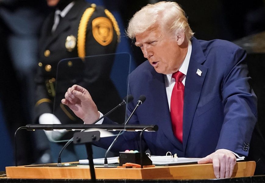 Le président américain Donald Trump s'adresse à la 80e Assemblée générale des Nations Unies, à New York, le 23 septembre 2025