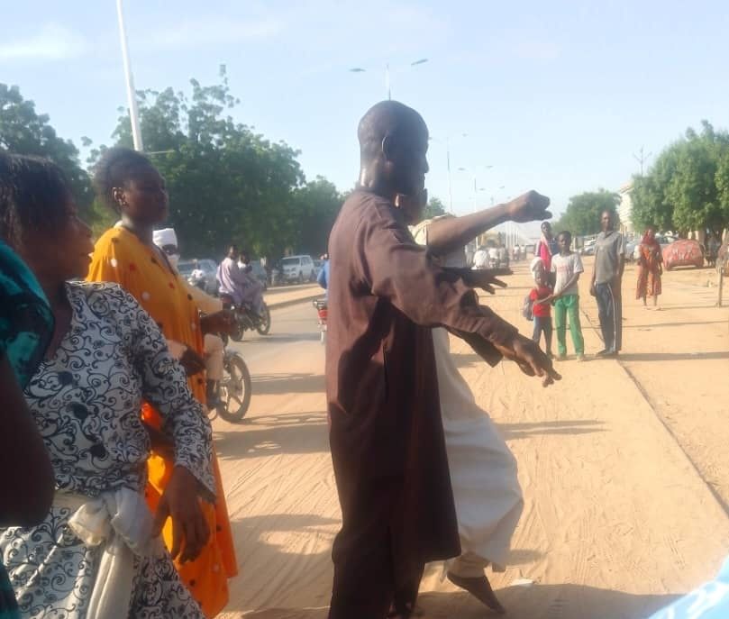 N’Djamena : une querelle autour de 5 000 FCFA dégénère en bagarre sur la voie publique