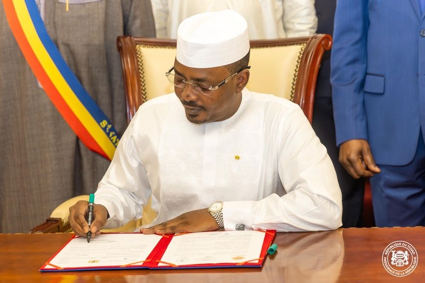 Tchad : le chef de l’Etat promulgue la Loi fondamentale révisée