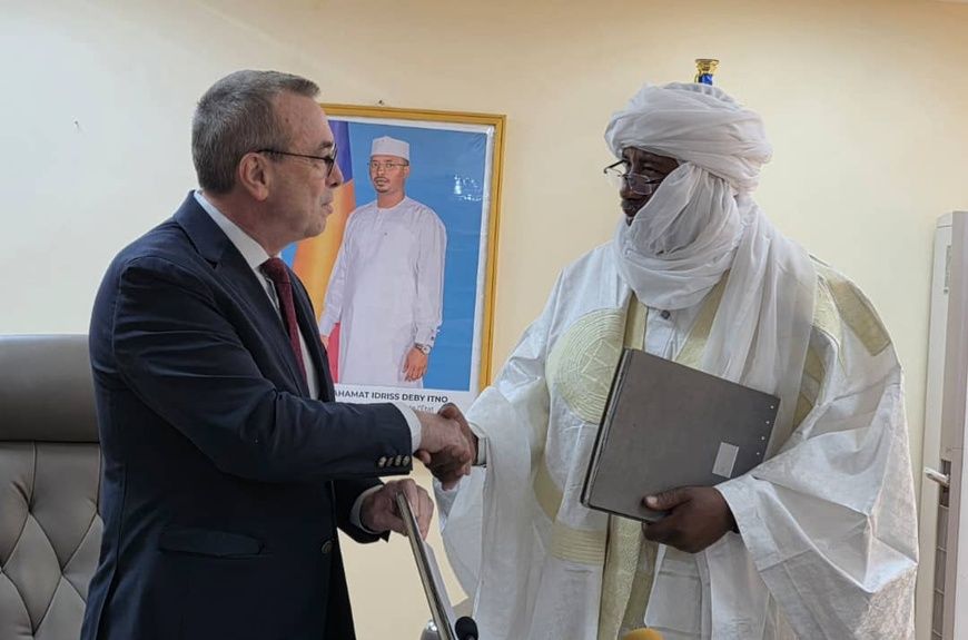 ​La France et le Tchad reconduisent leur coopération pour renforcer le système de santé et garantir l’accès universel aux soins