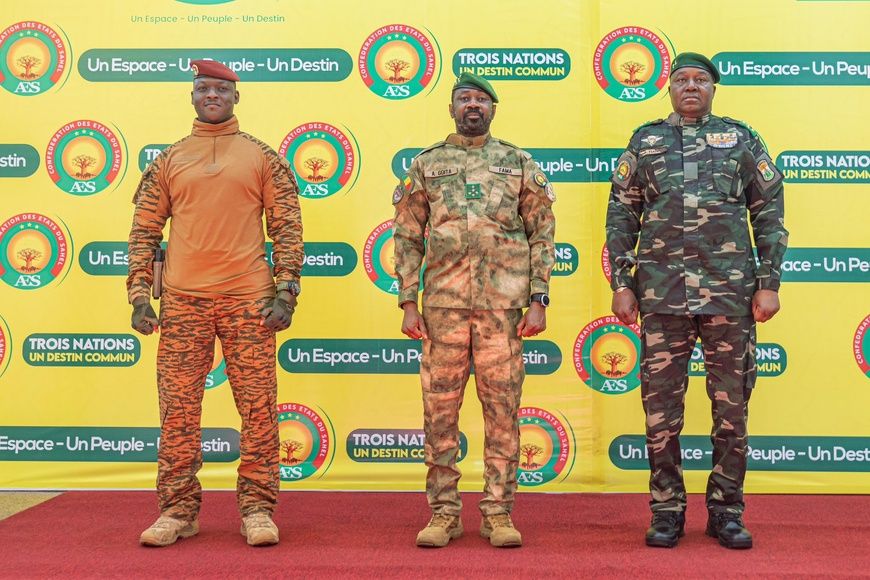 L'AES annonce des projets : compagnie aérienne, autoroute transsahélienne et chemin de fer interconfédéral