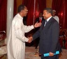 Le chef de l'Etat tchadien recevant le président de la Commission de l'UA