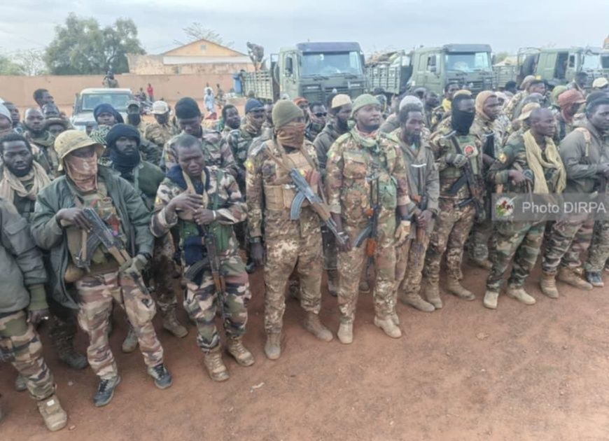 Mali : les FAMa poursuivent l’escorte des citernes de carburants en provenance du Niger