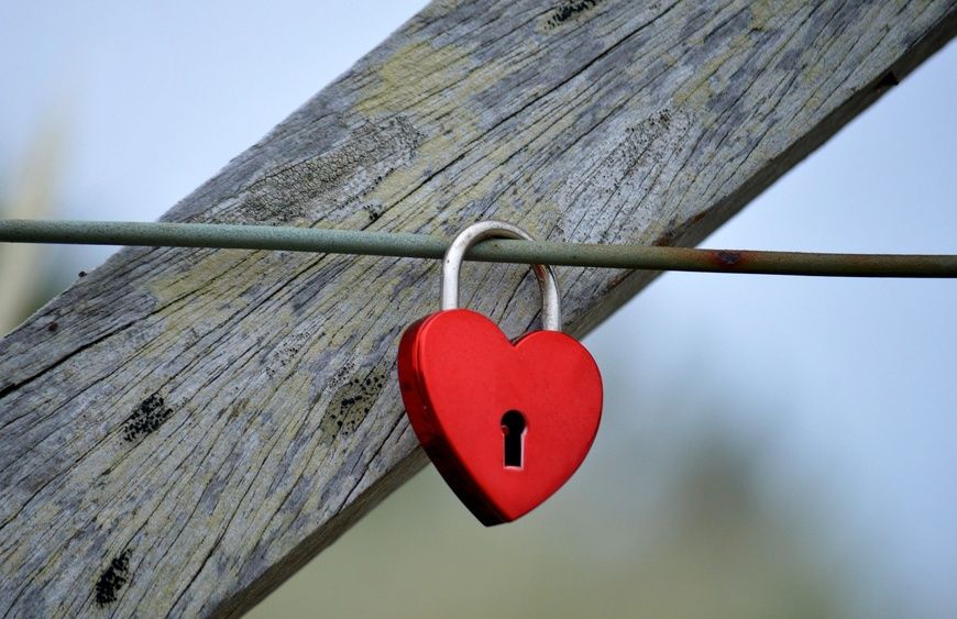 Société : une relation cachée conduit à un drame au sein d’une famille