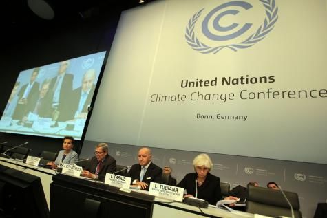 les négociateurs chargés de préparer un projet d’accord sur le climat en vue de la conférence de Paris étaient à la peine à B