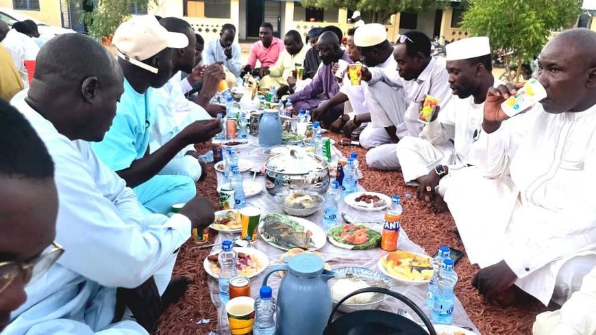 Tchad : l’UJT organise un Iftar Sayim réunissant journalistes et autorités à Abéché