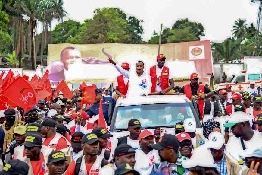 Le candidat Denis Sassou N'Guesso lors de son meeting de campagne à Gamboma