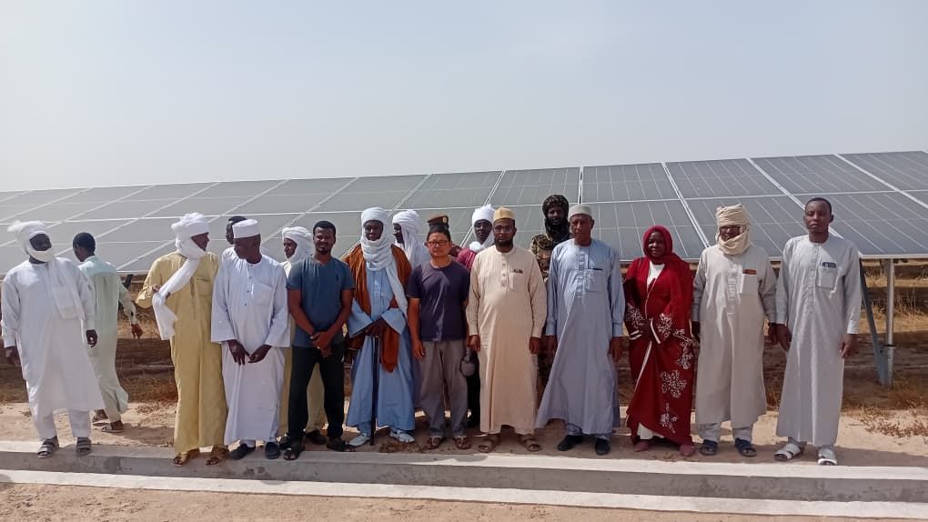 Tchad : visite des chantiers à Haraze Albiar, l'électricité solaire attendue en juin