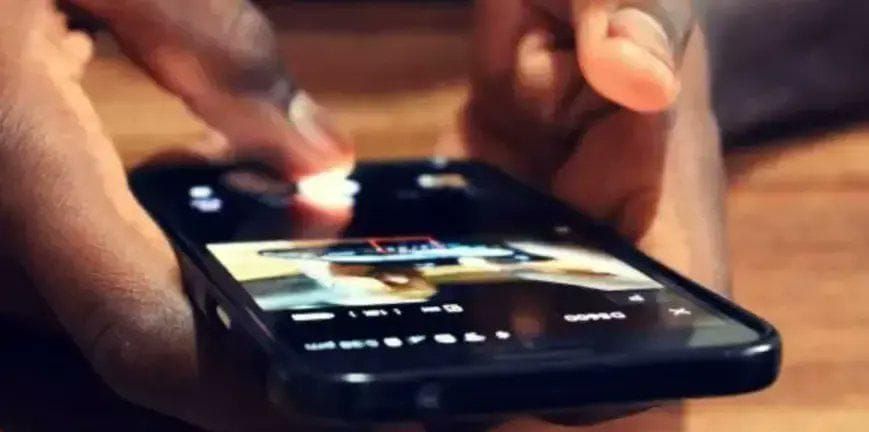 Réseaux sociaux et traditions : le choc des générations au Tchad