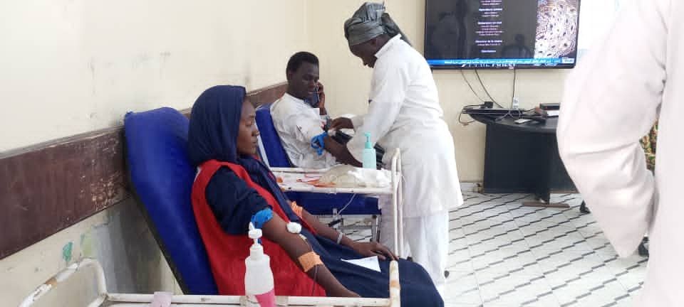 Tchad : La Croix-Rouge renforce les réserves de sang des hôpitaux