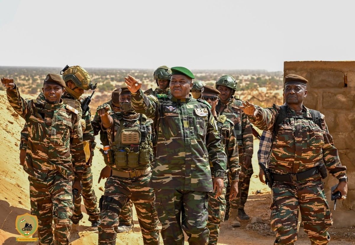 Obsèques officielles à Niamey pour trois militaires de la garde présidentielle