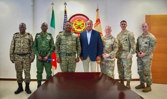 Coopération militaire : le chef d’État-Major des FACA en visite de travail à Vicenza