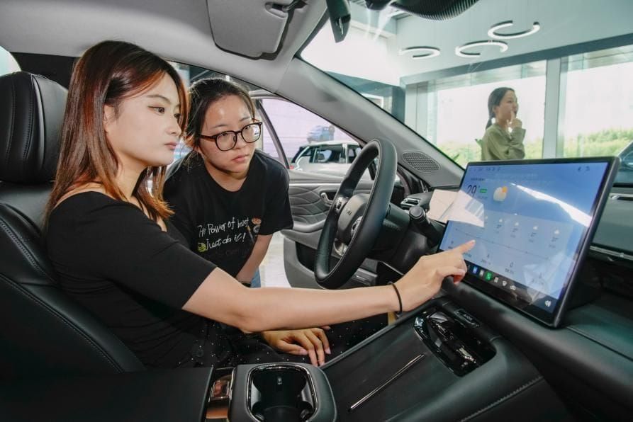 China's New Energy Vehicles Surge Past 50% Market Share Milestone