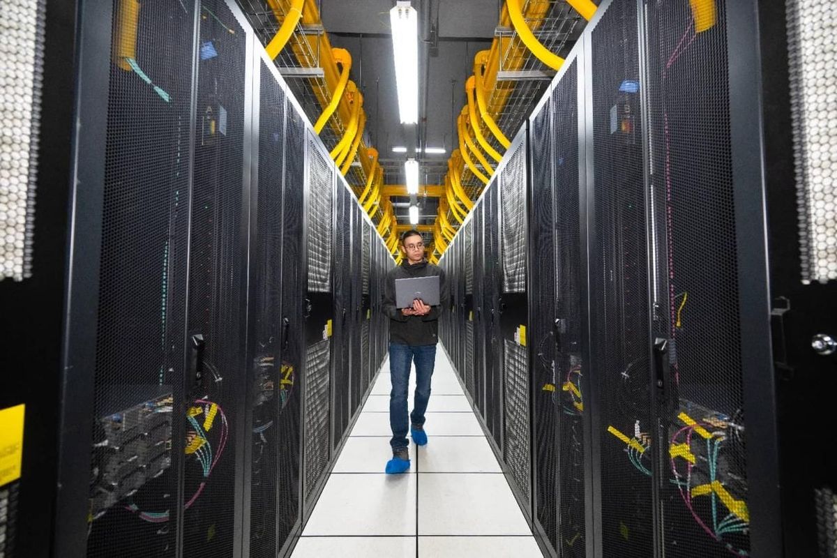 China Advances Coordinated Development of Computing Power and Electricity Amid AI Boom