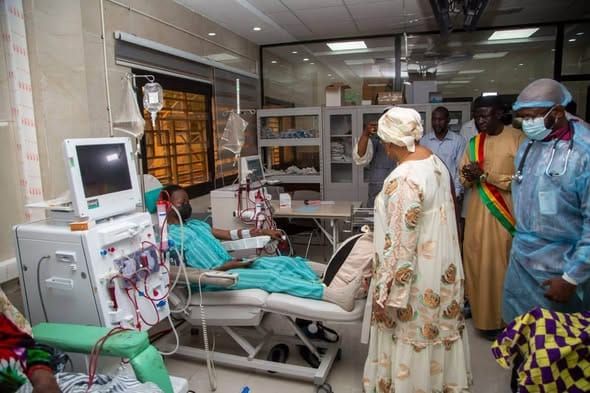 Mali : la ministre de la Santé évalue les centres de dialyse de Bamako